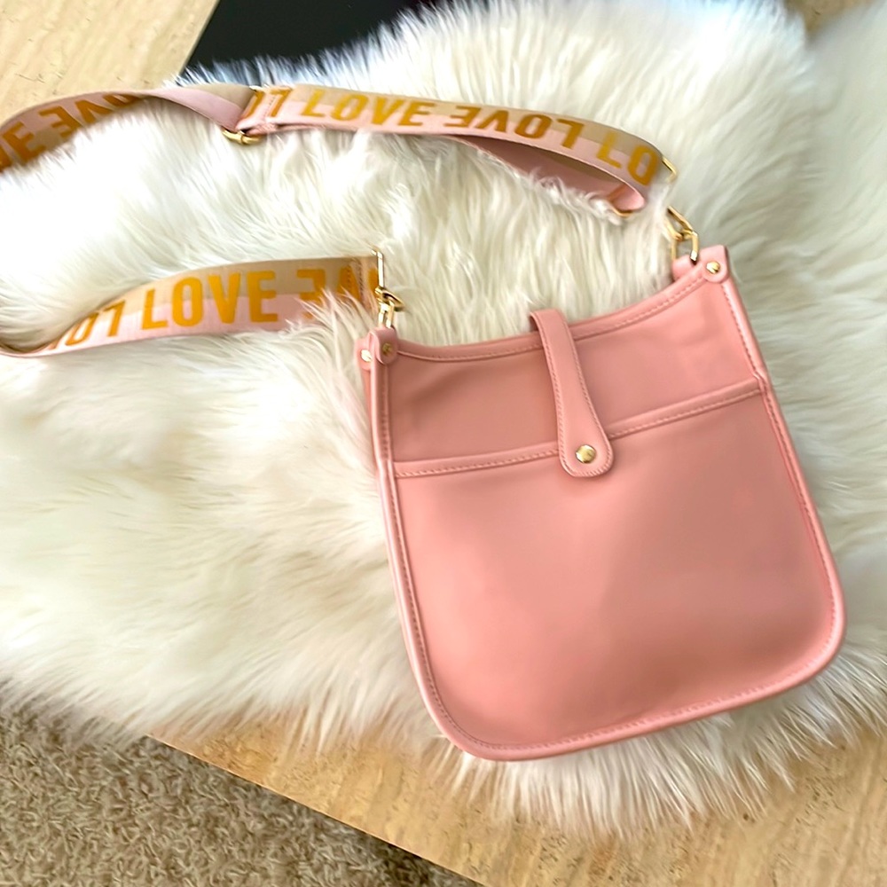 Vegan Leather purse by makers of Hermes. Interchangeable straps give options!